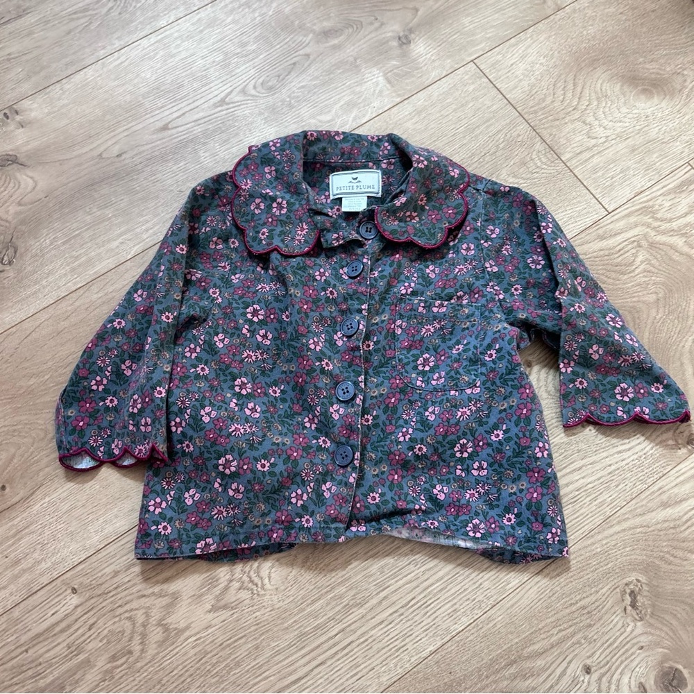 Petite plume scalloped floral top 6-12 months